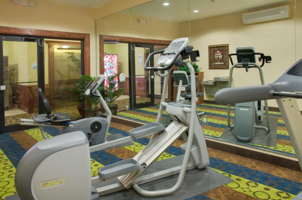 Holiday Inn Express Hotel Galveston West-Seawall Image 22