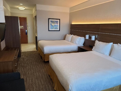 Holiday Inn Express Hotel Galveston West-Seawall image 33