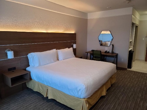 Holiday Inn Express Hotel Galveston West-Seawall image 35