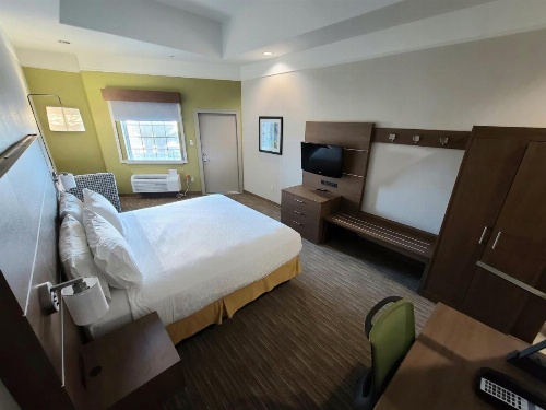 Holiday Inn Express Hotel Galveston West-Seawall image 36
