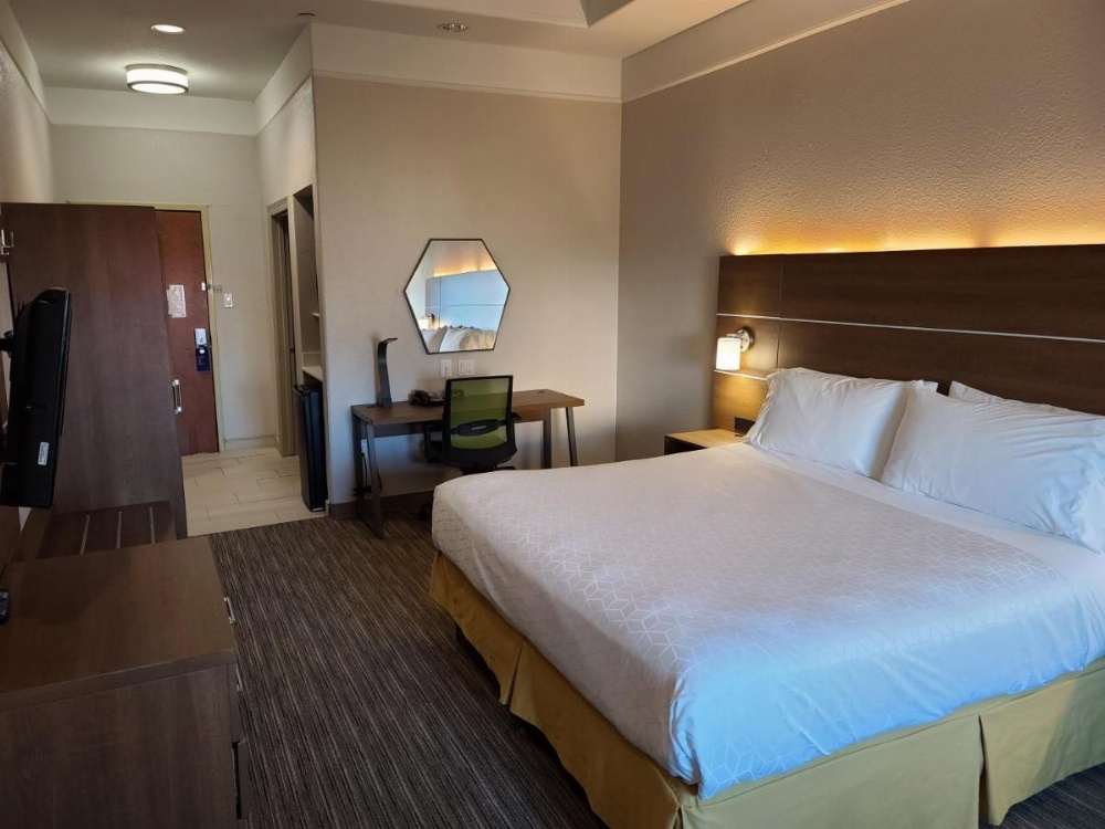 Holiday Inn Express Hotel Galveston West-Seawall Image 39