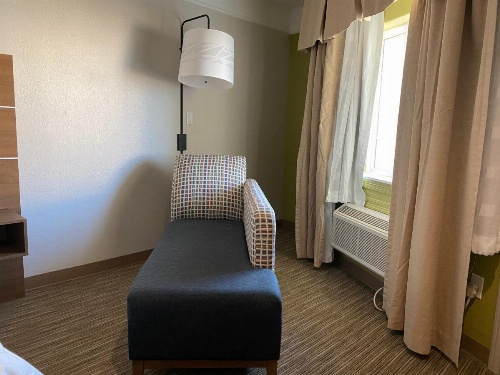 Holiday Inn Express Hotel Galveston West-Seawall image 8